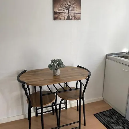 - Simple & Modern Padborg